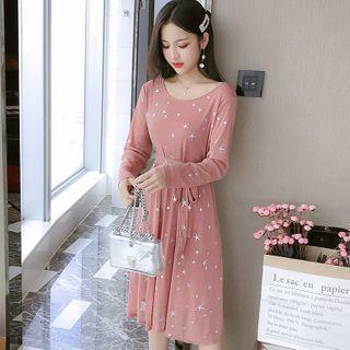 Long-sleeve Star Printed A-line Dress