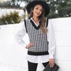 Sleeveless Houndstooth V-neck Knit Vest