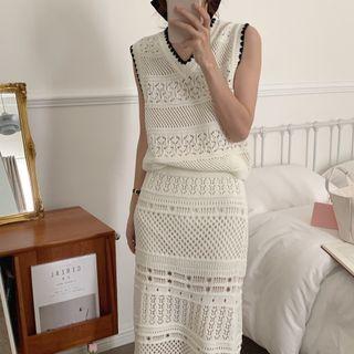 Set: V-neck Sweater Vest + Maxi Pencil Skirt