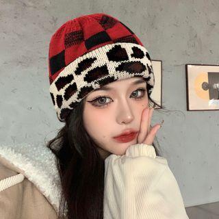 Reversible Checkerboard Leopard Pattern Knit Beanie