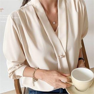 Tie-neck Silky Blouse