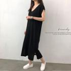 V-neck Pocket-front Long Knit Dress