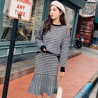 Set: Check Knit Pullover + Knit Skirt As Shown In Figure - One Size