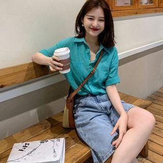 Short Sleeve Front Pocket Plain Shirt / Slit-side Denim Shorts