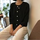 Buttoned 3/4 Sleeve Top