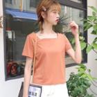 Short-sleeve Square Neck Cropped T-shirt