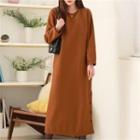 Button-side Long T-shirt Dress