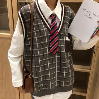 Plain Shirt/ Pre-tied Stripe Tie/ V-neck Plaid Sweater Vest/ Set