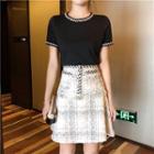 Loose-fit Short-sleeve Top / High-waist Skirt