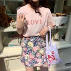 Short-sleeve Lettering T-shirt / Mini Floral A-line Skirt