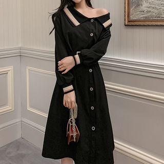 Off-shoulder Contrast Trim Long-sleeve Dress