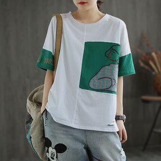 Color Panel Face Embroidered Elbow-sleeve T-shirt