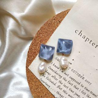 Asymmetrical Faux Pearl Drop Earring / Clip-on Earring