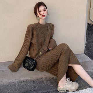 Loose-fit Cable-knit Crop Top / High-waist Mini Skirt