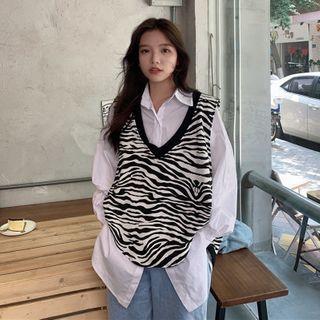 Plain Loose-fit Shirt/ V-neck Zebra Pattern Vest