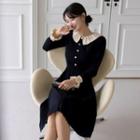 Contrast-frilled Pleated Knit Dress