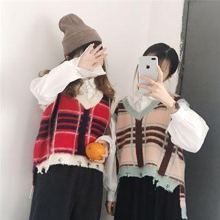 Plaid V-neck Dip Back Knit Vest