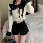 Pocket Detail Cropped Jacket / Bow Accent Shorts