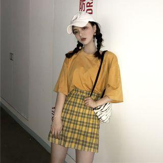 3/4-sleeve T-shirt / Plaid A-line Mini Skirt