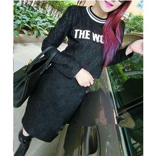 Set: Applique Lace Long-sleeve Top + Pencil Skirt