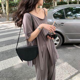 High-waist Slit-hem Straight-cut Pants / Asymmetric Cold-shoulder Slit T-shirt