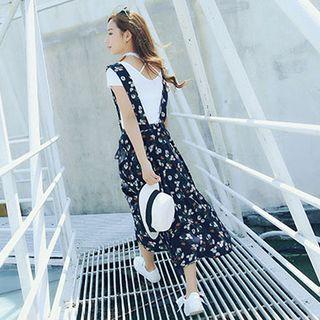 Set: T-shirt + Printed Jumper Skirt