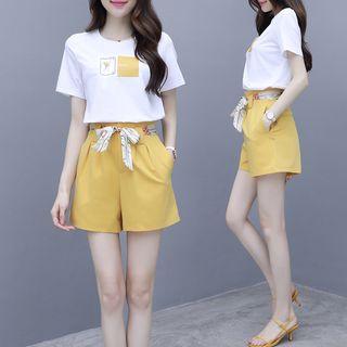 Set: Short-sleeve Print T-shirt + Tie-waist Shorts