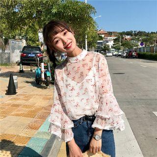 Set : Print Bell-sleeve Chiffon Top + Spaghetti Strap Top