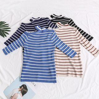 Lightweight One-shoulder Striped Knit Top