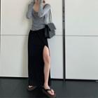 Long-sleeve Plain T-shirt / Side-slit Skirt