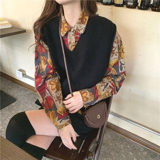 Print Long-sleeve Loose-fit Shirt / Plain V-neck Knit Vest