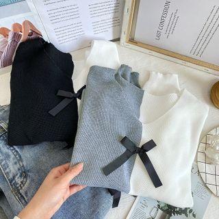 Ribbon-accent Colorblock V-neck Knit Crop Top