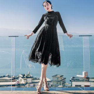 Set: Plain Mock Neck Long Sleeve T-shirt + Lace Spaghetti Strap Midi Dress
