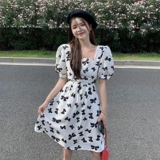 Square-neck Bow Short-sleeve Dress