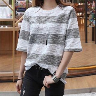 Short-sleeve Striped Textured T-shirt