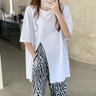 Elbow-sleeve Slit T-shirt / Zebra Print Wide-leg Pants