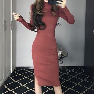 Long-sleeve Side-slit Knit Sheath Dress