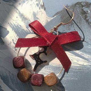 Reindeer Bow Hoop Earring