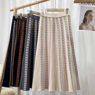 Hounstooth Midi A-line Knit Skirt