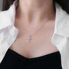 Rhinestone Cross Pendant Necklace Necklace - Silver - One Size