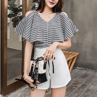 Set: Cold-shoulder Plaid Top + Wide Leg Shorts