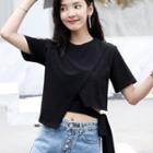 Short-sleeve Tie-hem Asymmetrical T-shirt