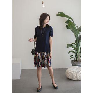 Round-neck Pattern-trim Dress