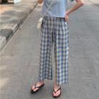 Short-sleeve T-shirt / Plaid Wide-leg Pants