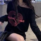 Long-sleeve Off-shoulder Graphic Print T-shirt