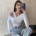 Long-sleeve One Shoulder Twisted Plain Top