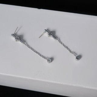 Dice Chained Alloy Earring 1 Pair - S925 Silver - Silver - One Size