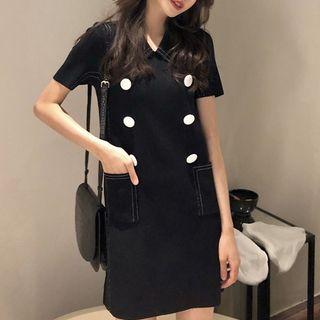 Double-buttoned Short-sleeve Shift Dress