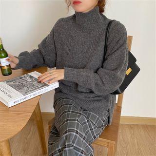 Set: V-neck Sweater + Turtleneck Top
