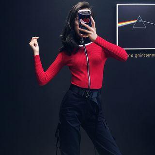 Color Block Zipper Knit Top